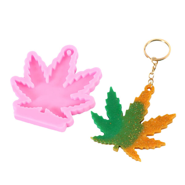 Maple Leaf Keychain Silicone Mold
