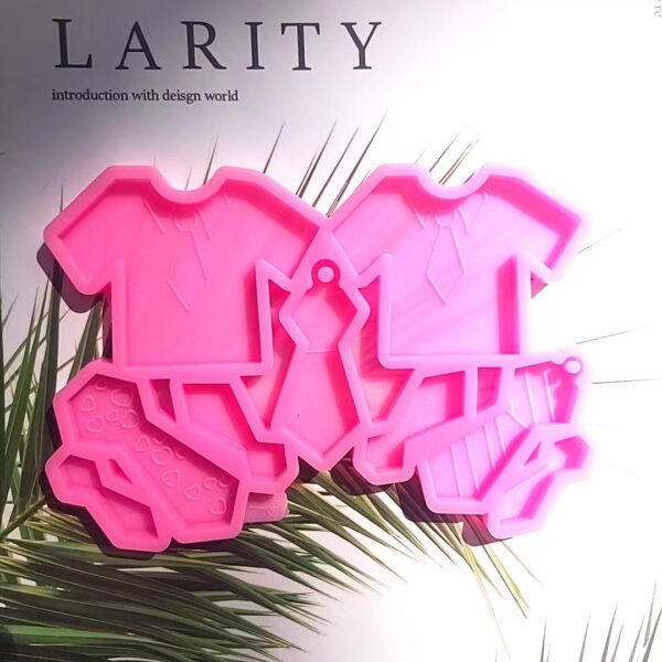 T-Shirt Shape Keychain Mold Set