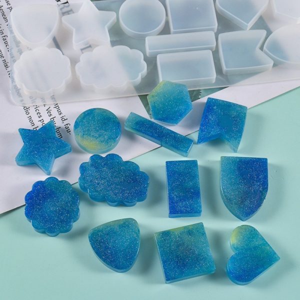 12-Cavity Mixed Pendant Silicone Mold