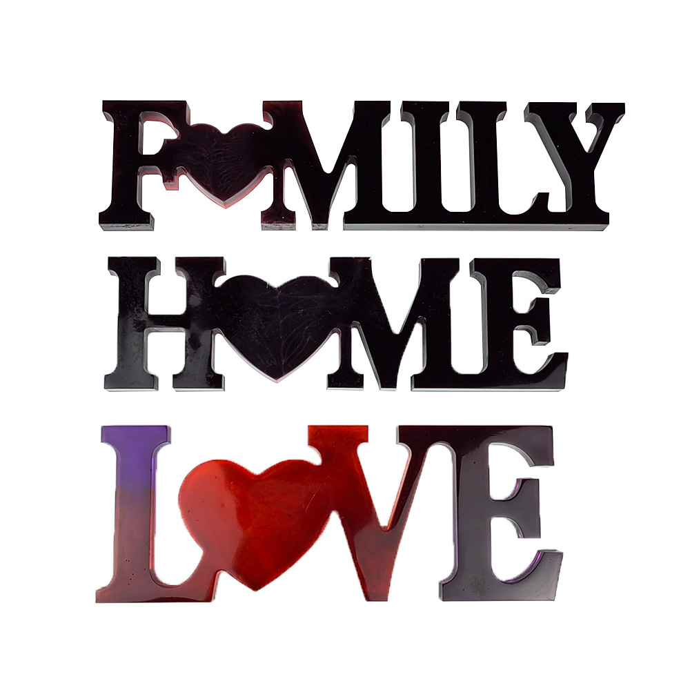 LOVE/FAMILY/HOME LETTERING DECOR