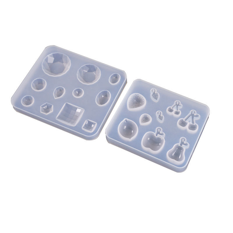 Diamond-shaped Gemstone Mold Charms