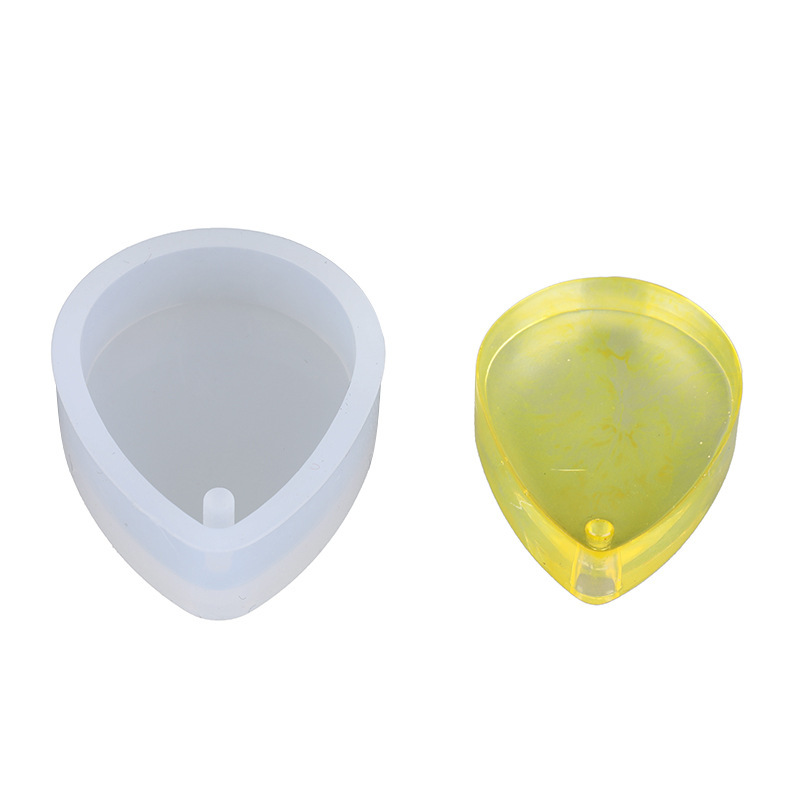 Single Shape Geometric Pendant Silicone Mold