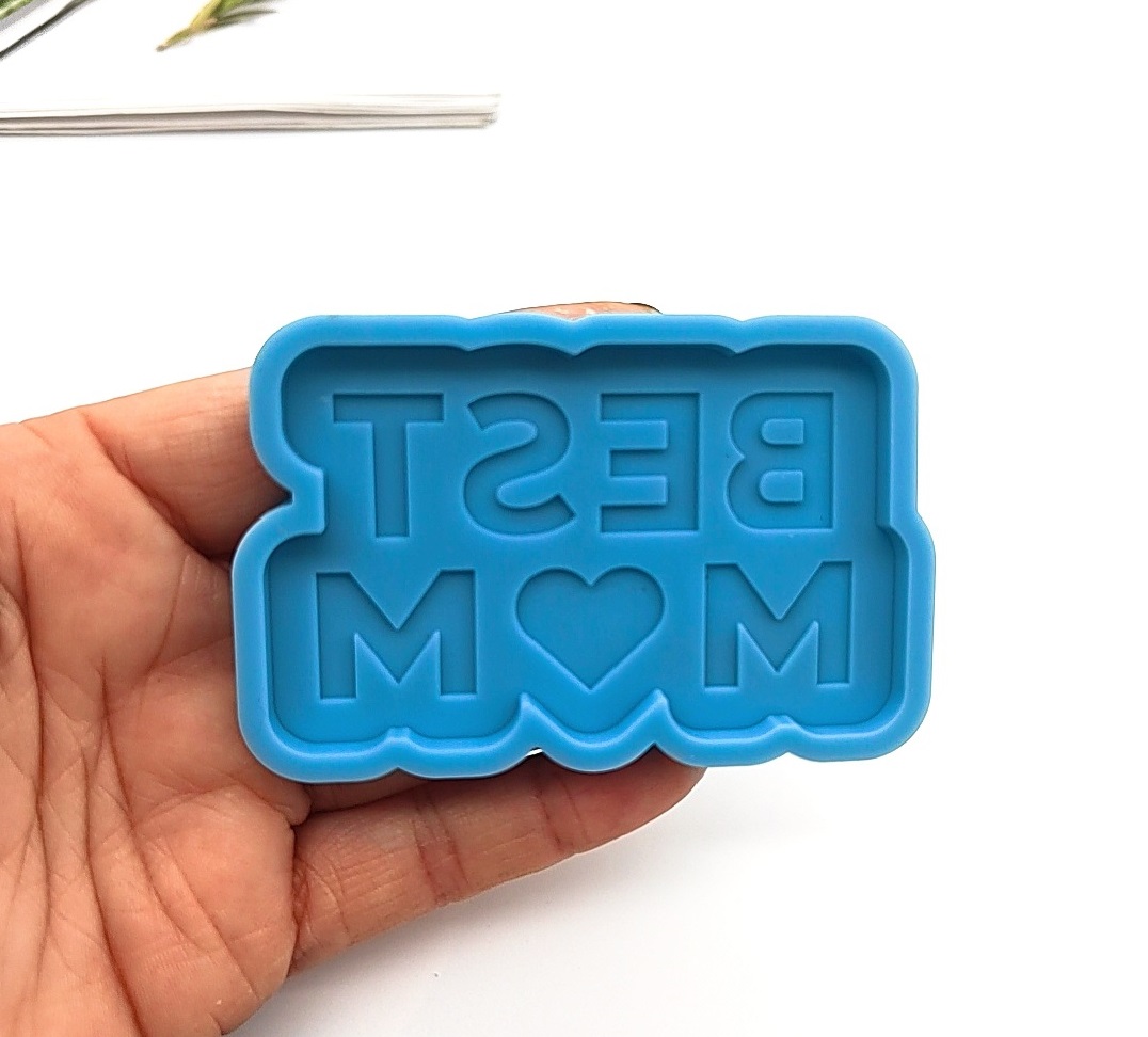 Family Title Keychain Silicone Mold - Best Mom/Dad