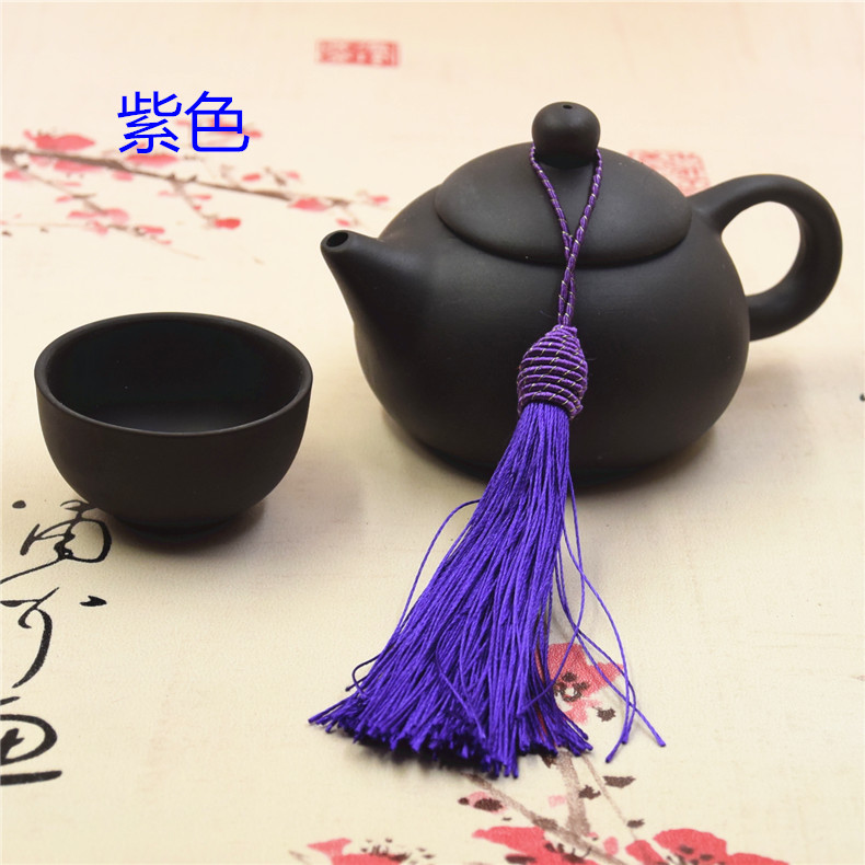 Threaded Knot Tassels for Clean Decorative Styling