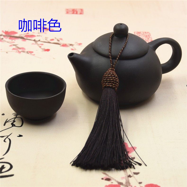 Threaded Knot Tassels for Clean Decorative Styling