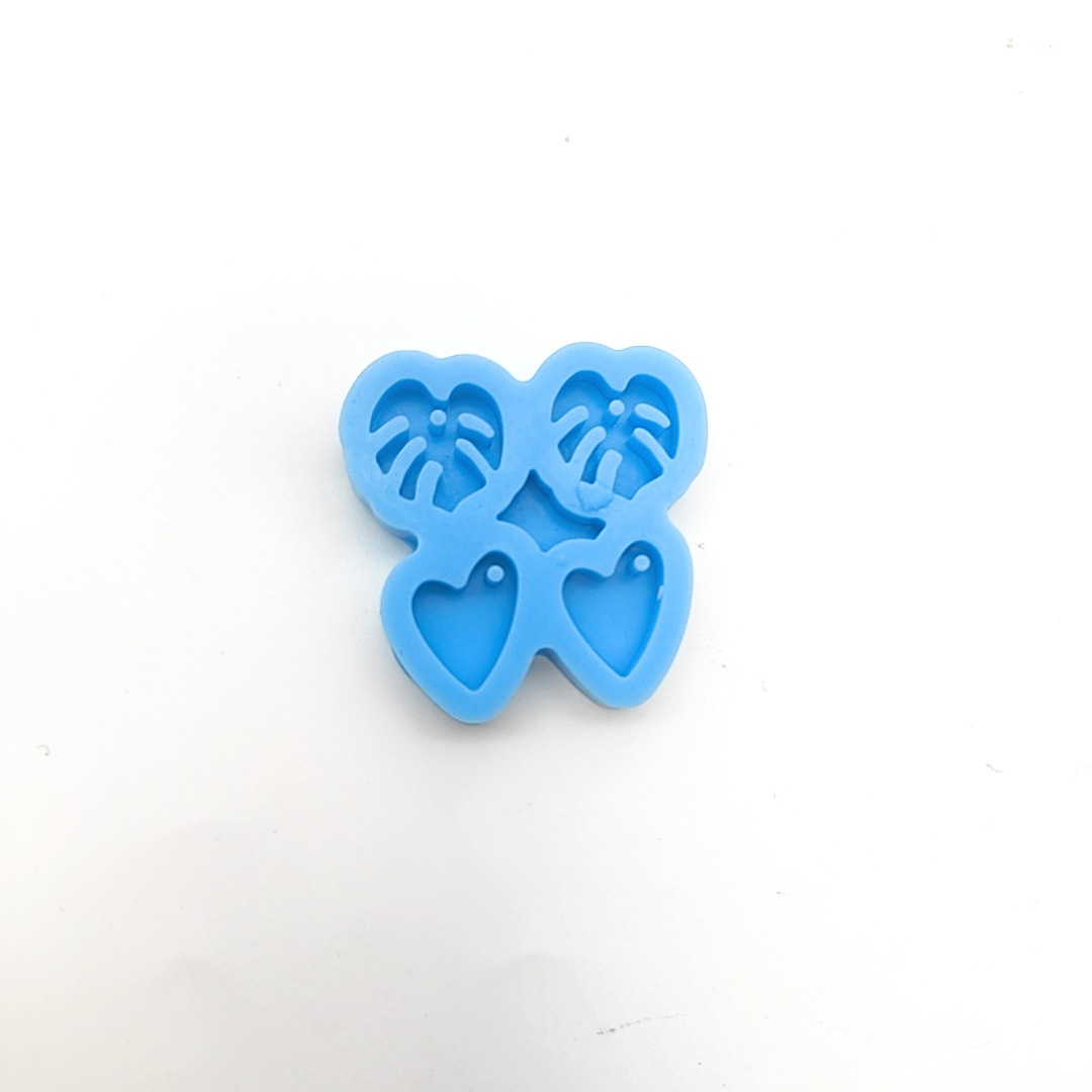 Mixed shapes mini pendant stud