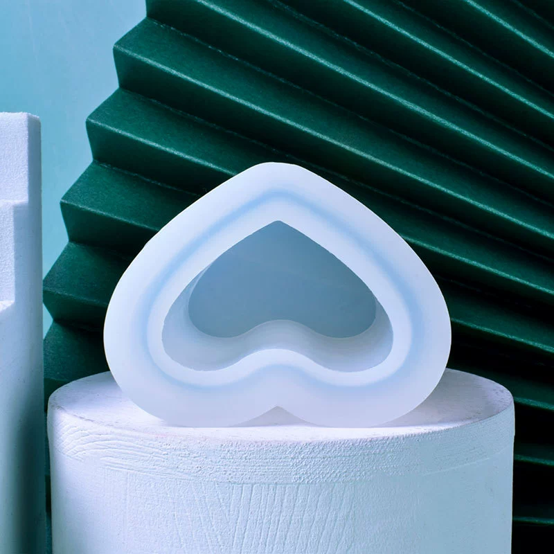 Plum Heart-shaped Round Pen Holder Brush Mold