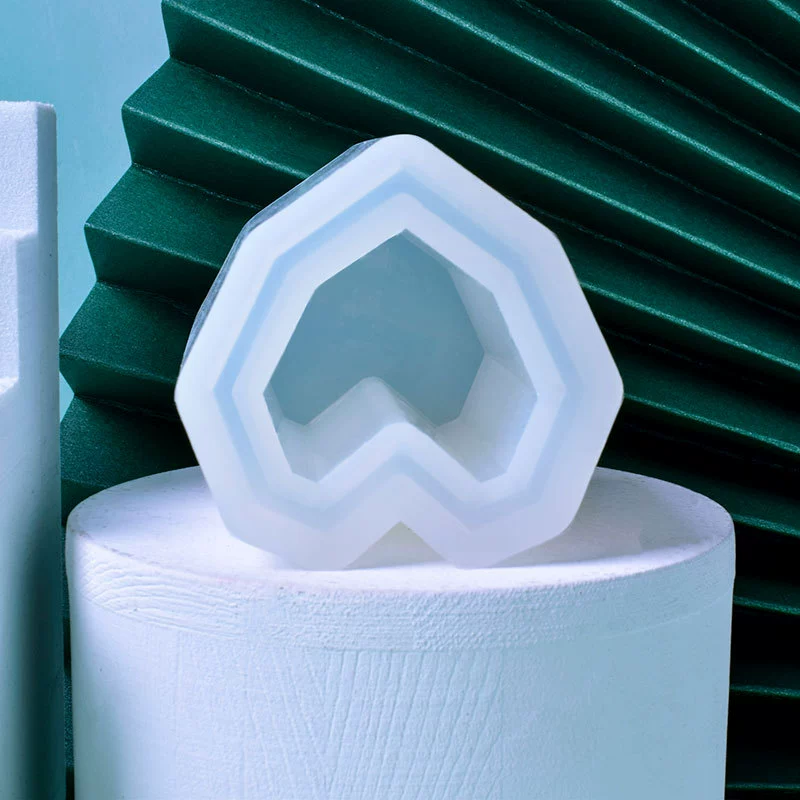 Plum Heart-shaped Round Pen Holder Brush Mold